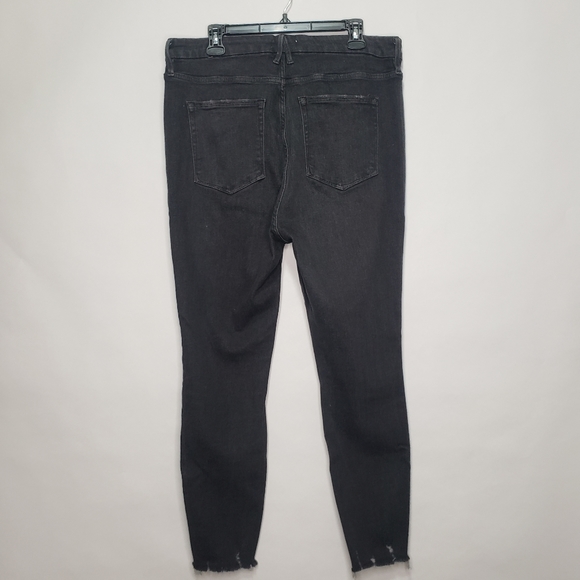 Good American good leg crops raw hem jeans - Picture 5 of 6